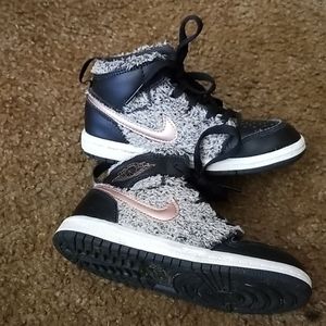 Girls Jordans black with grey fur